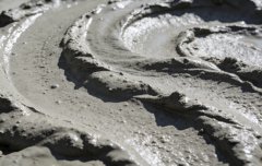 增强矿粉粘合剂性能的关